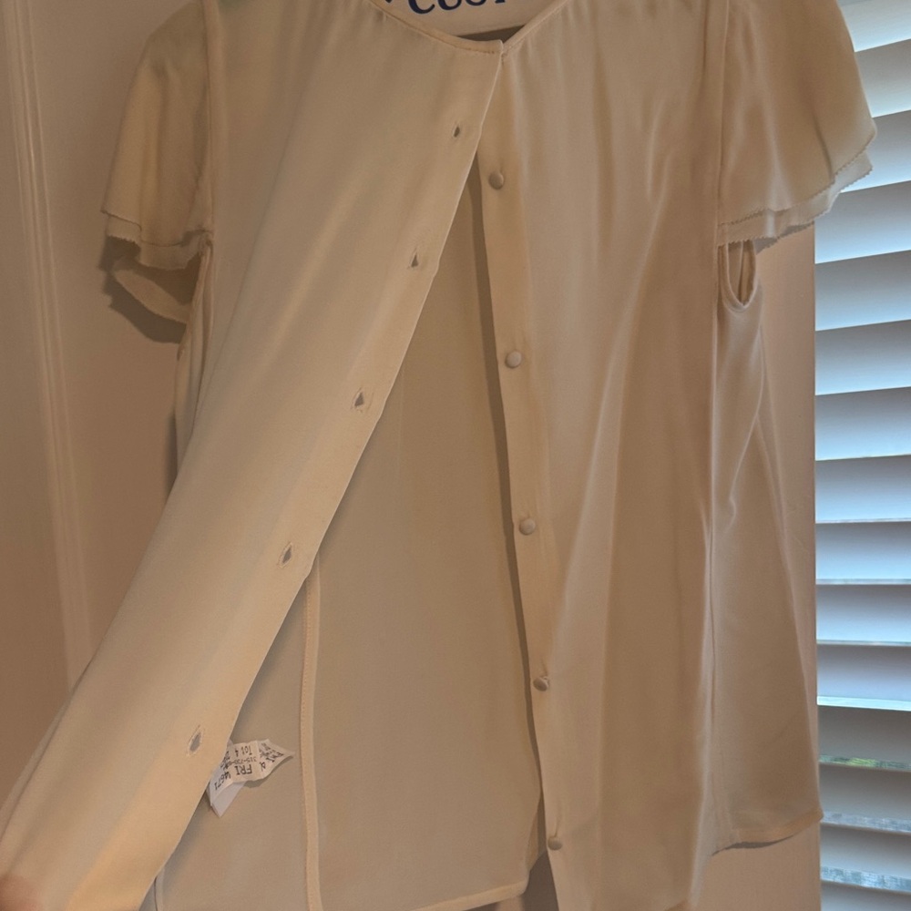 Joie Cream button up back silk Short Sleeve Blouse - Picture 7 of 7
